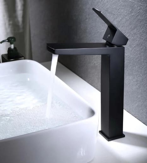 Vòi chậu rửa mặt màu đen CleanMax S65.VĐ