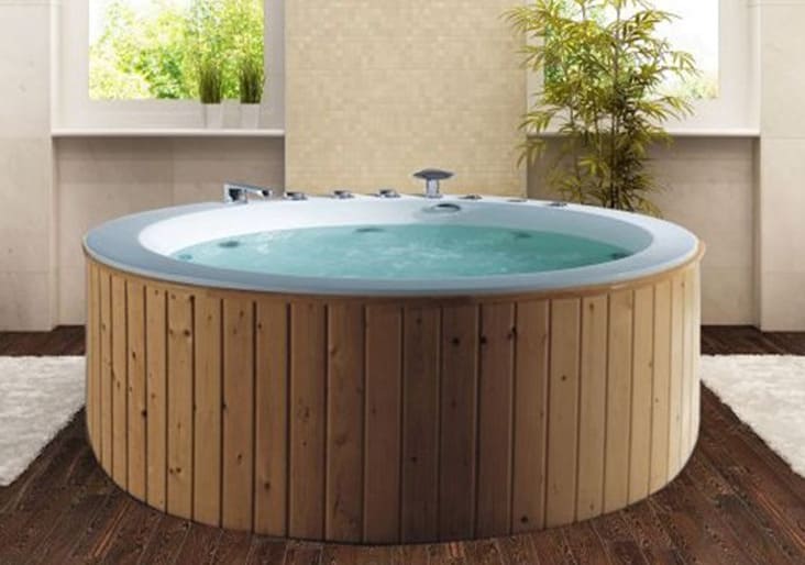 Bồn tắm massage yếm gỗ Govern SPA-8810-1 ( 1650x1650x650mm )