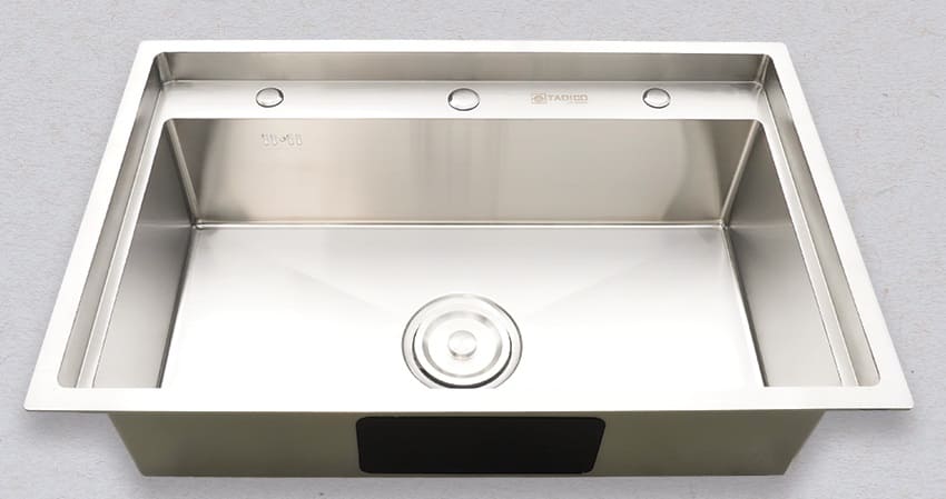Hình ảnh thực tế chậu bếp 1 hố đúc Tadico LUX.D.78.50.4.GB