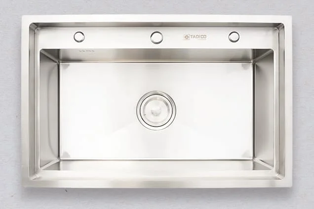Hình ảnh thực tế chậu rửa bát 1 hố Tadico LUX.D.78.50.4.GB