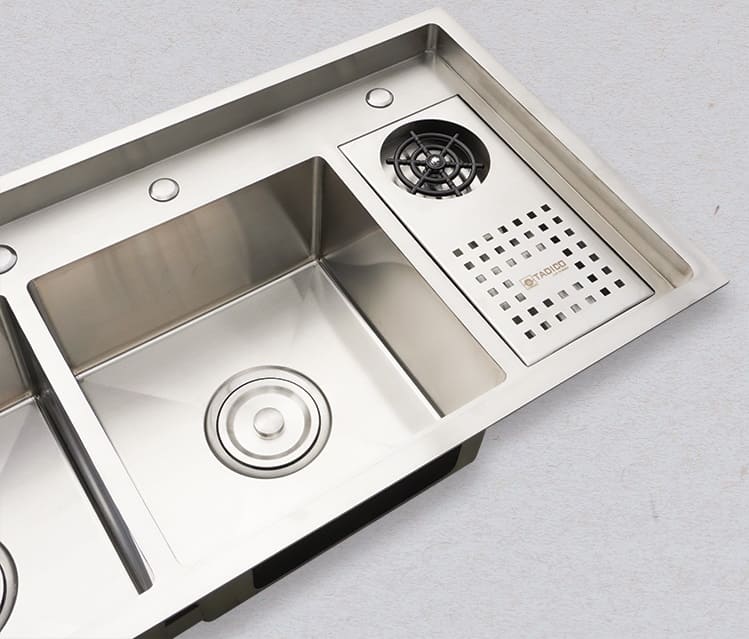 Hình ảnh thực tế chậu bếp 2 hố 1 bàn Tadico LUX.C.100.50.4.GB1
