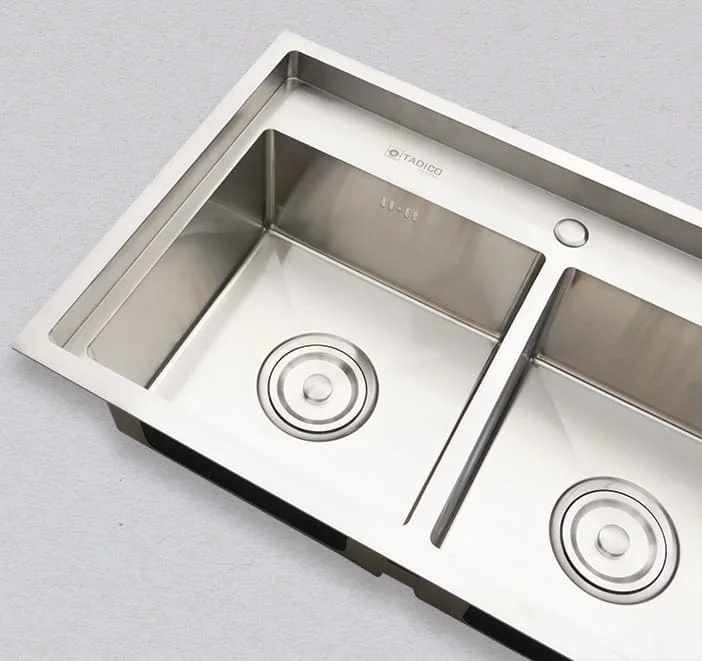 Hình ảnh thực tế chậu bếp 2 hố Tadico LUX.C.100.50.4.GB1