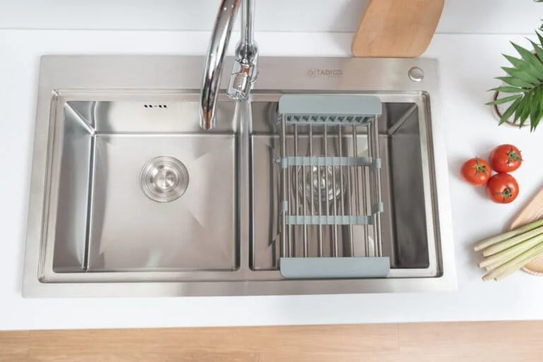 Hình ảnh thực tế chậu rửa bát 2 hố Tadico LUX.C.82.48.3.GB1