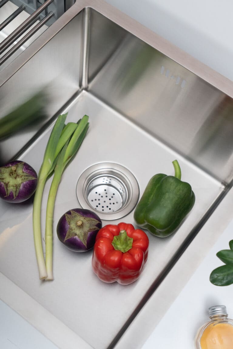 Hình ảnh thực tế chậu bếp âm bàn Tadico LUX.L.82.45.3.AB2