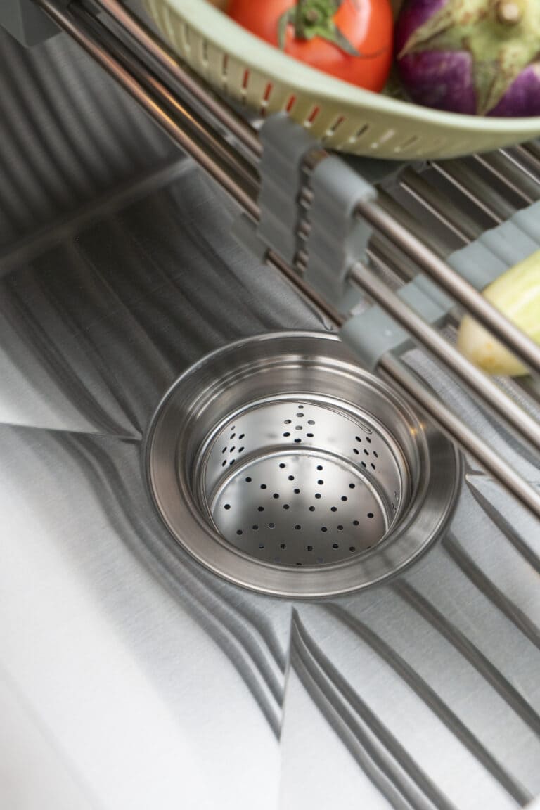 Hình ảnh thực tế chậu đúc 2 hố lệch Tadico LUX.L.82.45.3.MB2