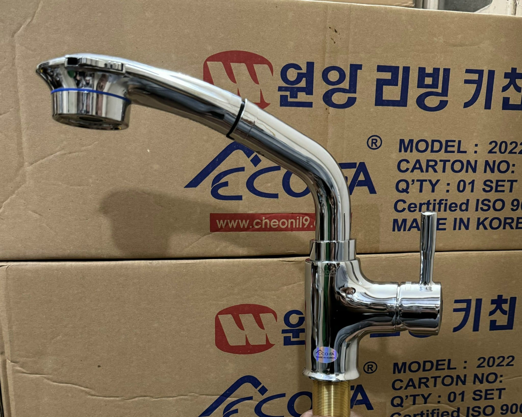 Vòi rửa bát gắn chậu cần rút Ecofa E-205N