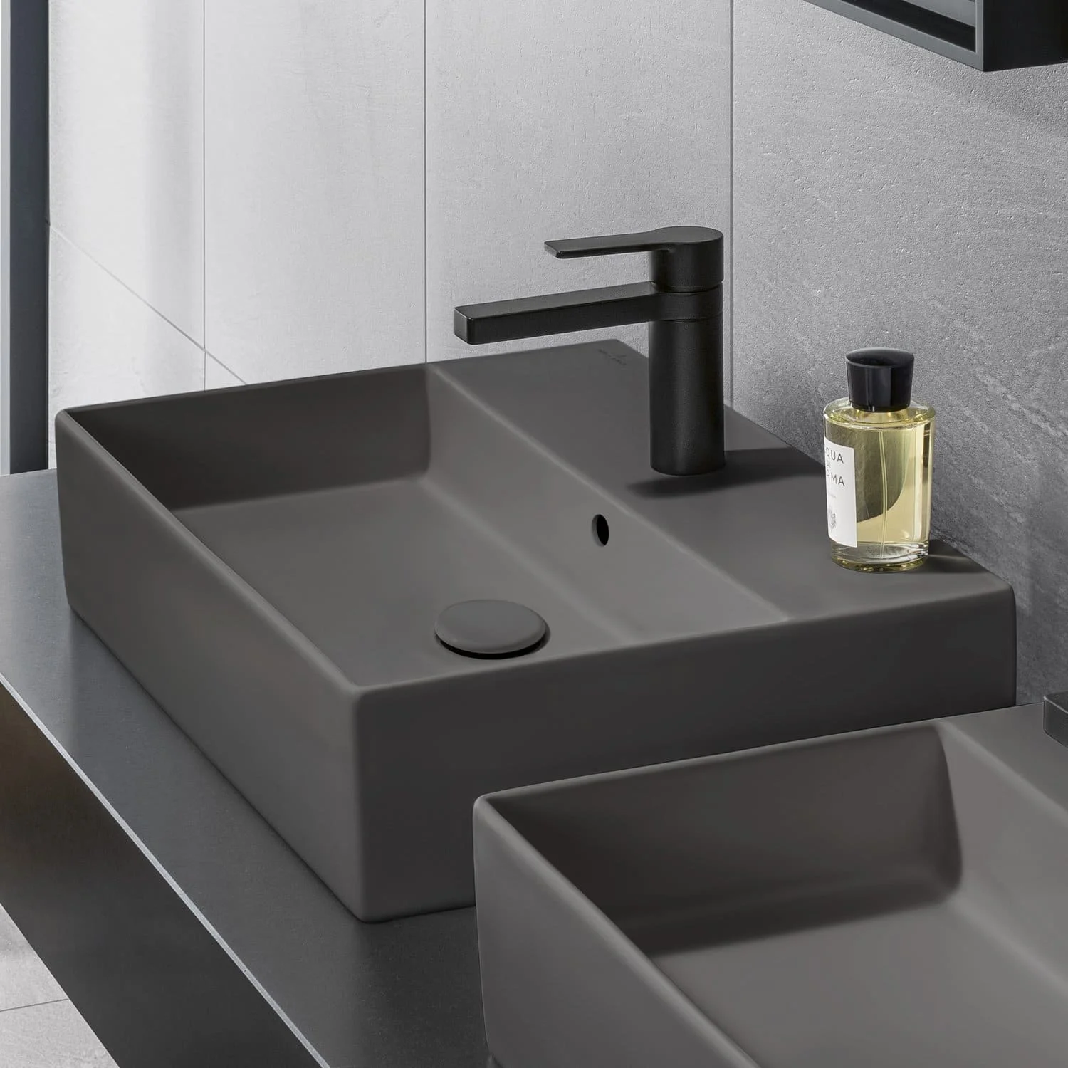 Chậu rửa lavabo Đức Villeroy-boch Memento 2.0 4A0750i4