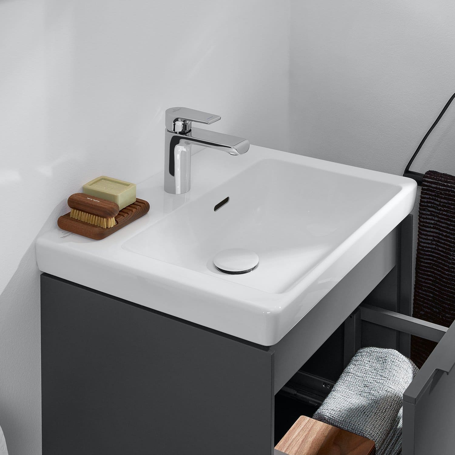 Chậu rửa lavabo Đức Villeroy-boch Subway 3.0 4370FFRW