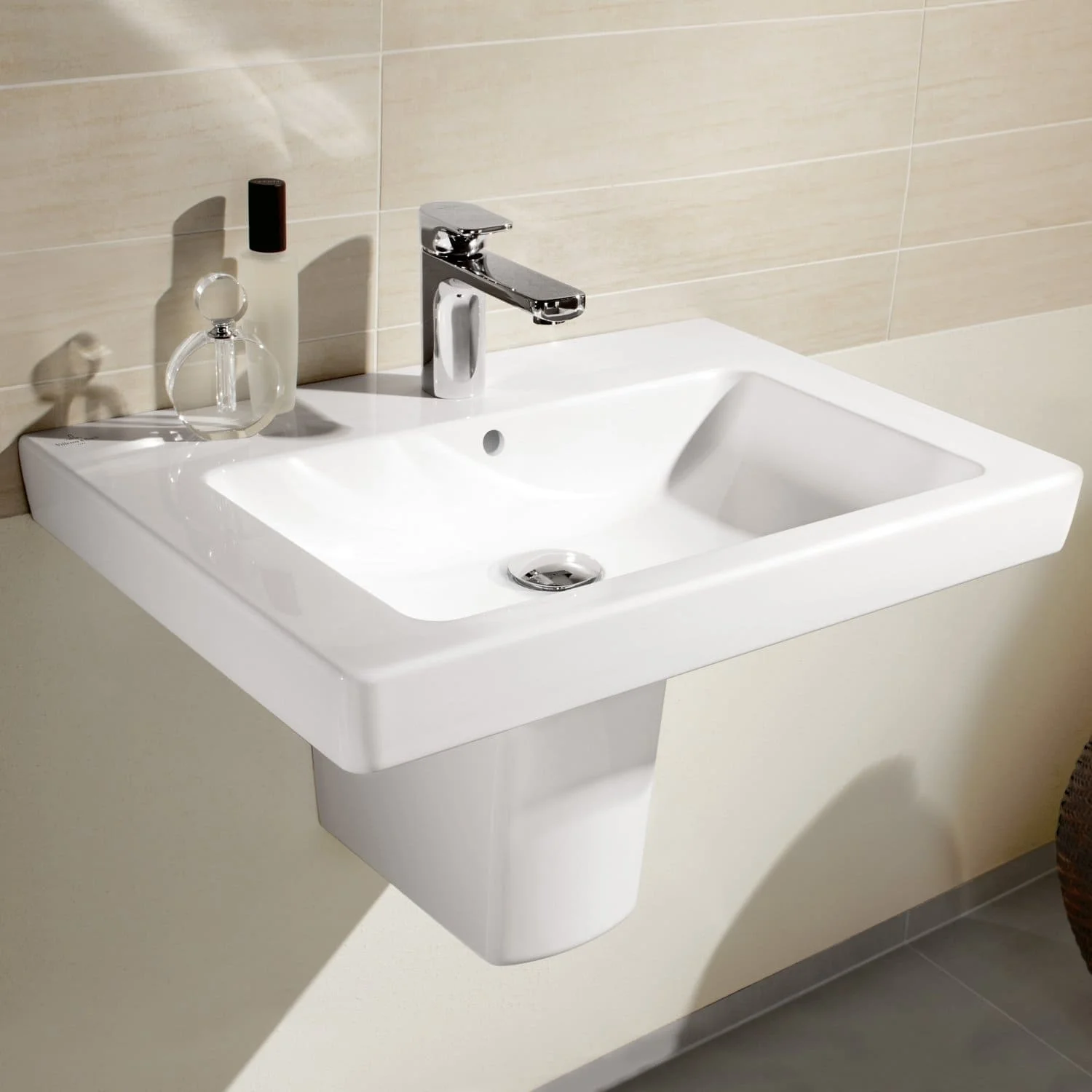 Chậu rửa lavabo Villeroy-boch Subway 2.0 711360R3