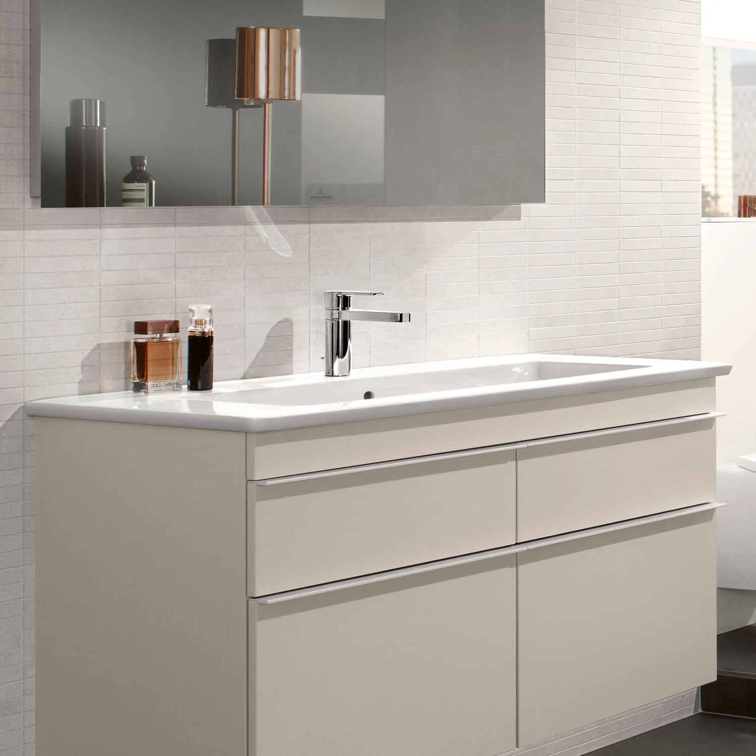 Chậu rửa lavabo Đức Villeroy-boch Venticello 4104CLRW