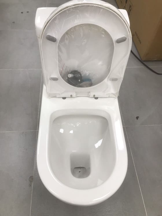 Bàn cầu 1 khối thoát ngang Miken MKB-1039W