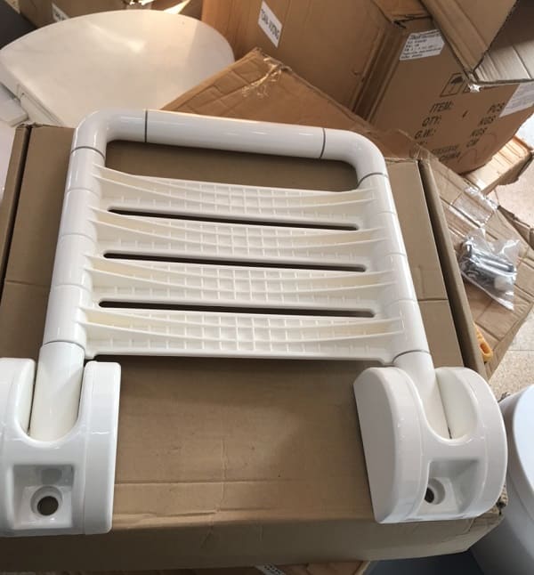 Ghế ngồi tắm treo tường Miken MKG-4032