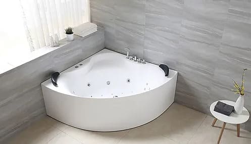 Bồn tắm massage góc 1.35m nhập khẩu Clara CBT-126