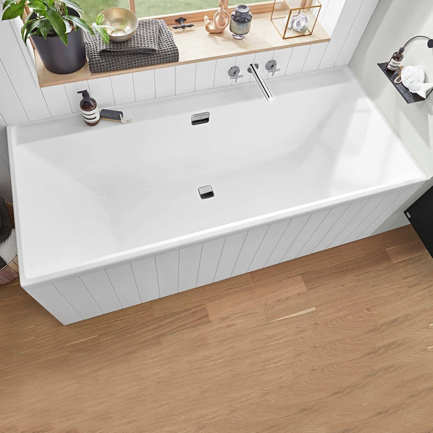 Bồn tắm đặt sàn 1.8m Villeroy-boch Collaro UBA180COR2DV-01