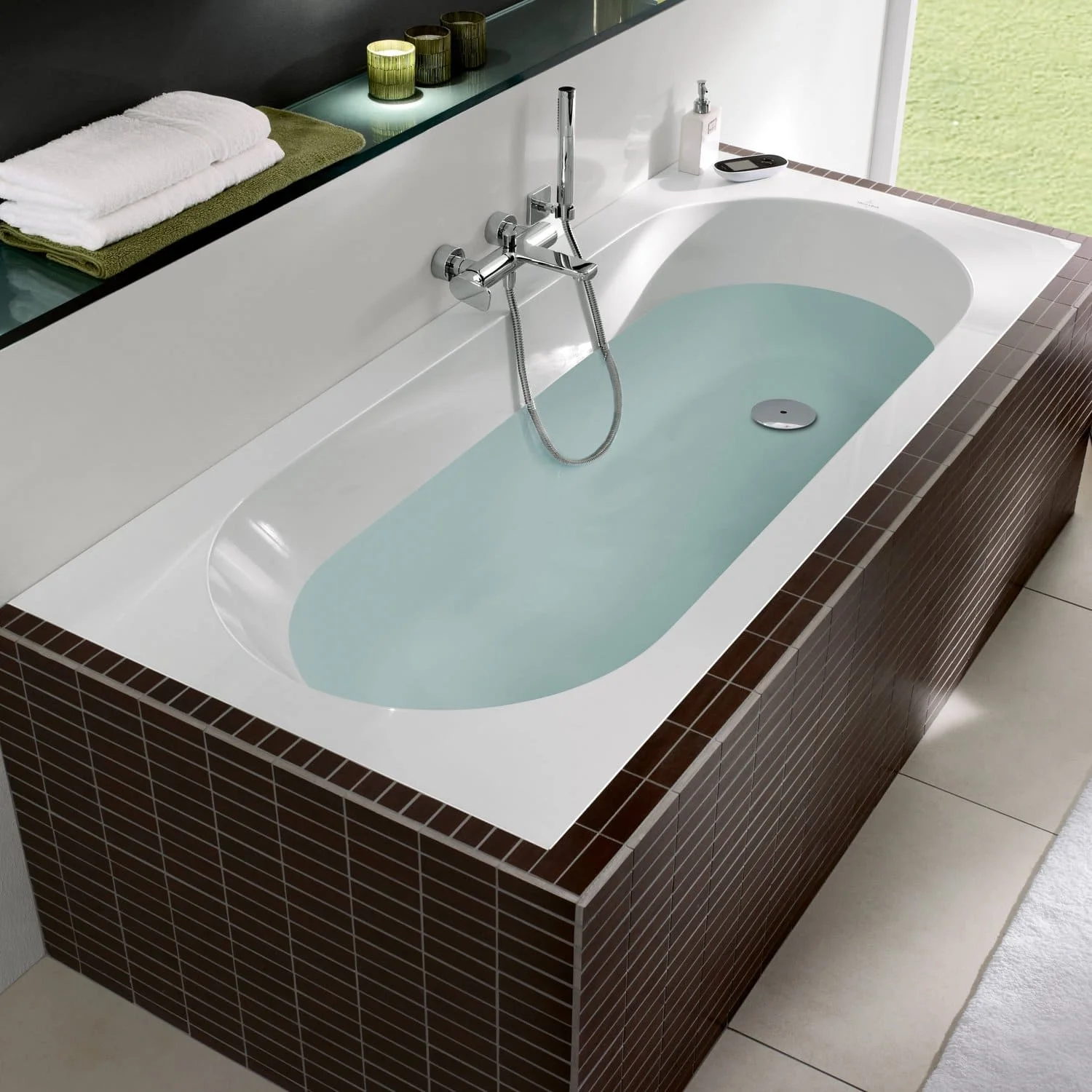 Bồn tắm đặt sàn 1.6m Villeroy-boch Oberon UBQ160OBE2V-01