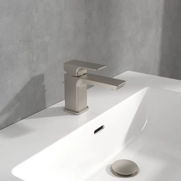 Vòi lavabo nóng lạnh Villeroy-boch Loop & Friends TVW11200100064
