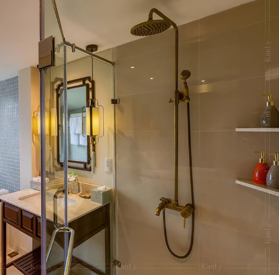 Công trình thiết bị vệ sinh Kanly tại Tràng Tiền và Trần Hưng Đạo