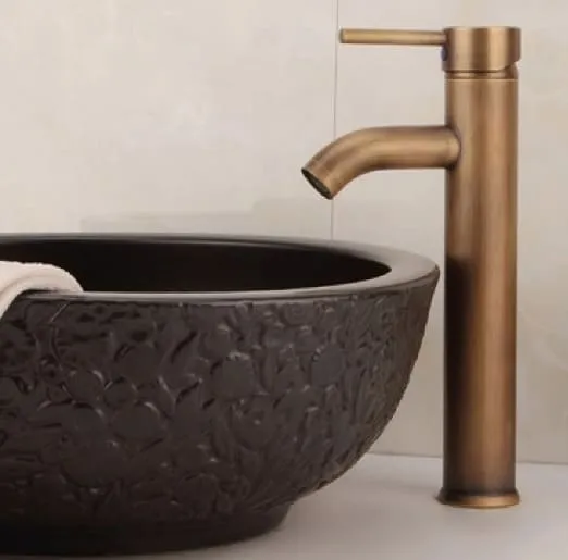 Vòi lavabo nóng lạnh bằng đồng cổ điển Kanly GCA20