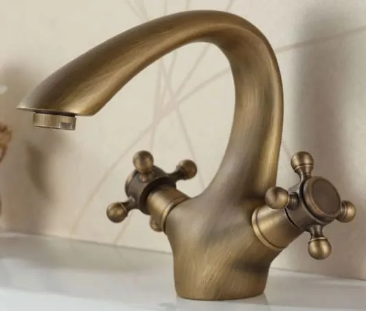 Vòi lavabo nóng lạnh bằng đồng cổ điển Kanly GCV07