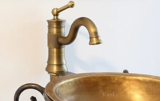 Vòi lavabo nóng lạnh bằng đồng cổ điển Kanly GCV16