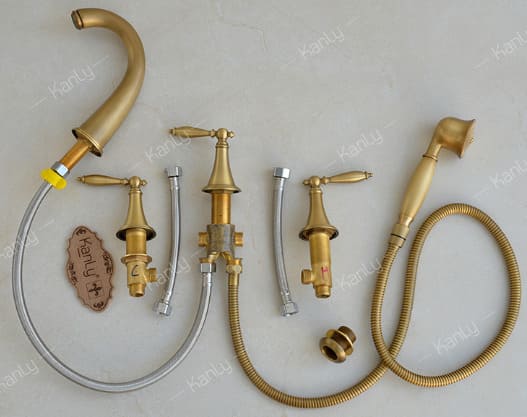 Sen bồn tắm gắn bồn 5 lỗ nóng lạnh bằng đồng cổ điển Kanly GCB22
