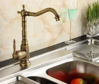Vòi rửa bát nóng lạnh đồng cổ điển Kanly GCC04