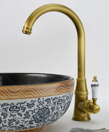 Vòi rửa bát nóng lạnh đồng cổ điển Kanly GCC07 