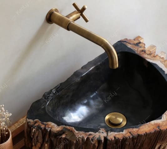 Vòi lavabo lạnh âm tường bằng đồng cổ điển Kanly GCT11 