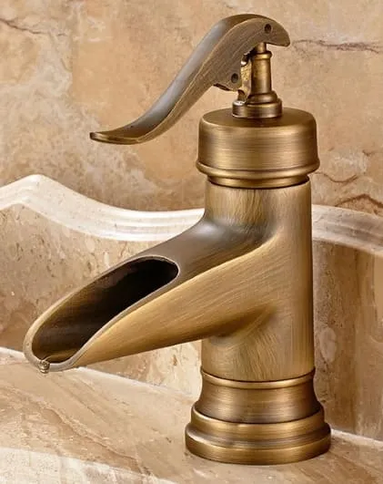 Vòi lavabo nóng lạnh bằng đồng cổ điển Kanly GCV04