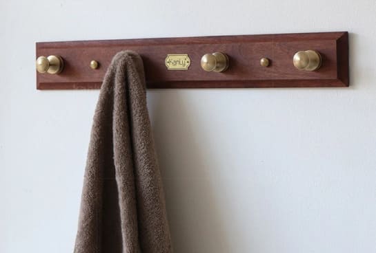 Móc treo áo bằng gỗ Kanly GCG20A