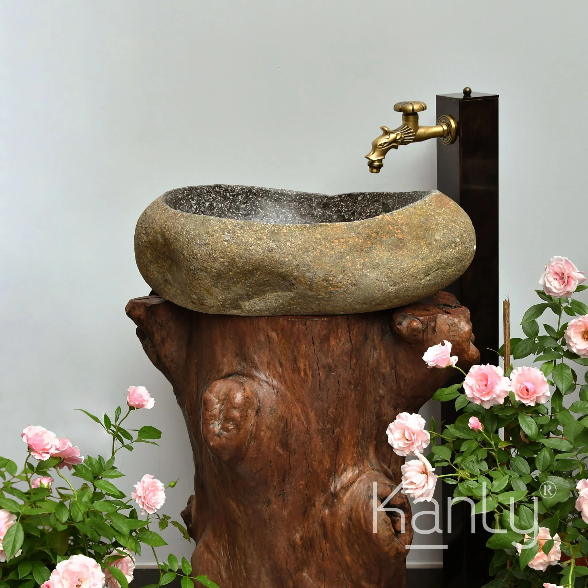 Chậu đá cuội kanly tại khu biệt thự dương nội hà đông