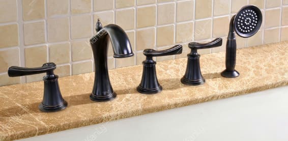 Sen bồn tắm gắn bồn 5 lỗ nóng lạnh bằng đồng màu đen Kanly GCB06B 