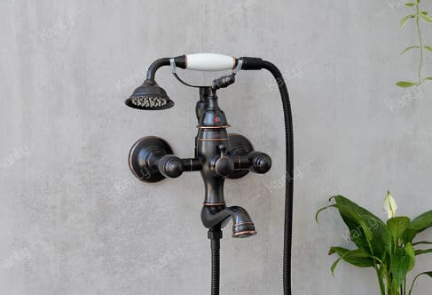Sen tắm nóng lạnh bằng đồng màu đen Kanly GCS24B 