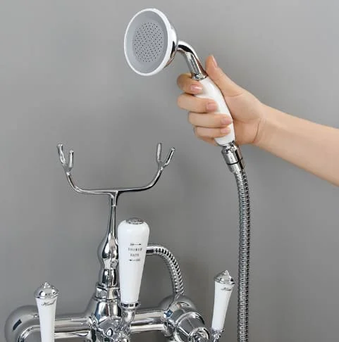 Sen tắm lạnh bằng đồng mạ chrome Kanly CHS01