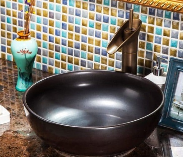 Chậu lavabo dương bàn sứ mỹ thuật Haduvico LVB045