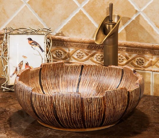 Chậu lavabo dương bàn sứ mỹ thuật Haduvico LVB021