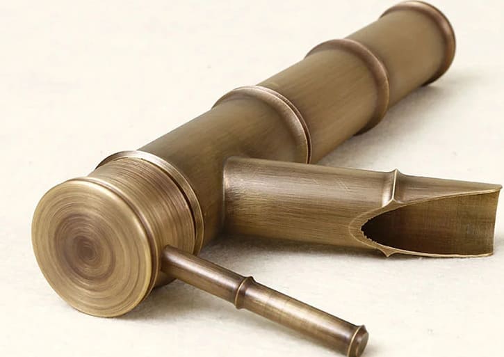 Vòi chậu nóng lạnh đồng thau Haduvico VR028