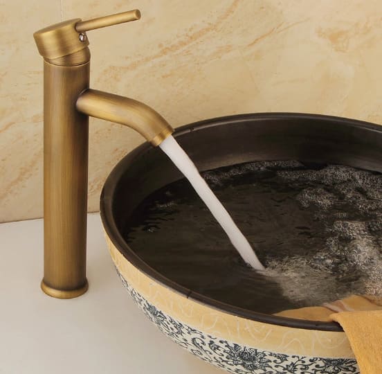 Vòi chậu nóng lạnh đồng thau Haduvico VR008M