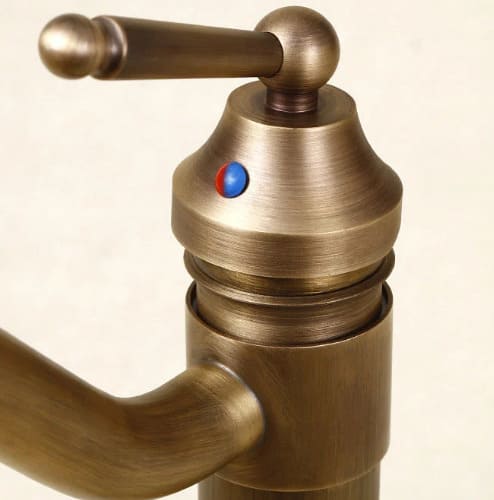 Vòi chậu nóng lạnh đồng thau Haduvico VR015