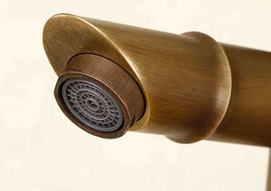 Vòi chậu nóng lạnh đồng thau Haduvico VR033