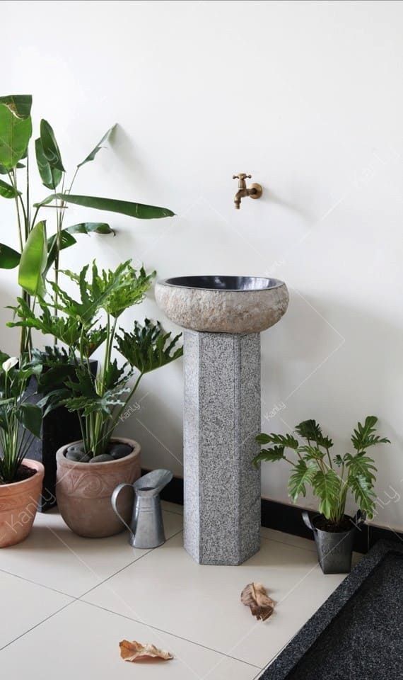 Vòi nước lạnh kết hợp chậu đá tại nhà Nhà phố các khu vực Thị trấn Phùng, Liên Hà, Tân Hội