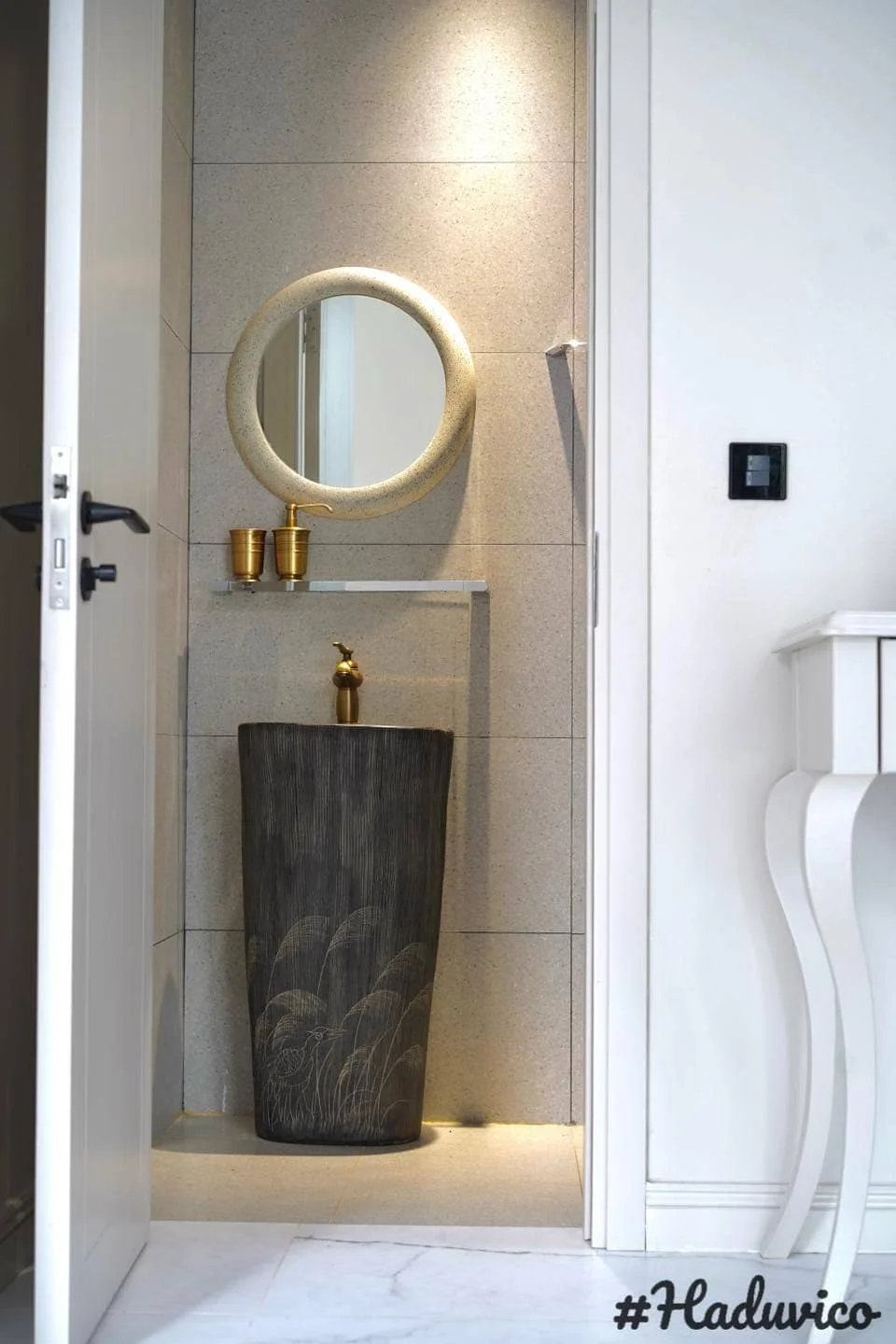 Thiết bị nhà tắm Haduvico tại chung ciw cao cấp liễu giai 
