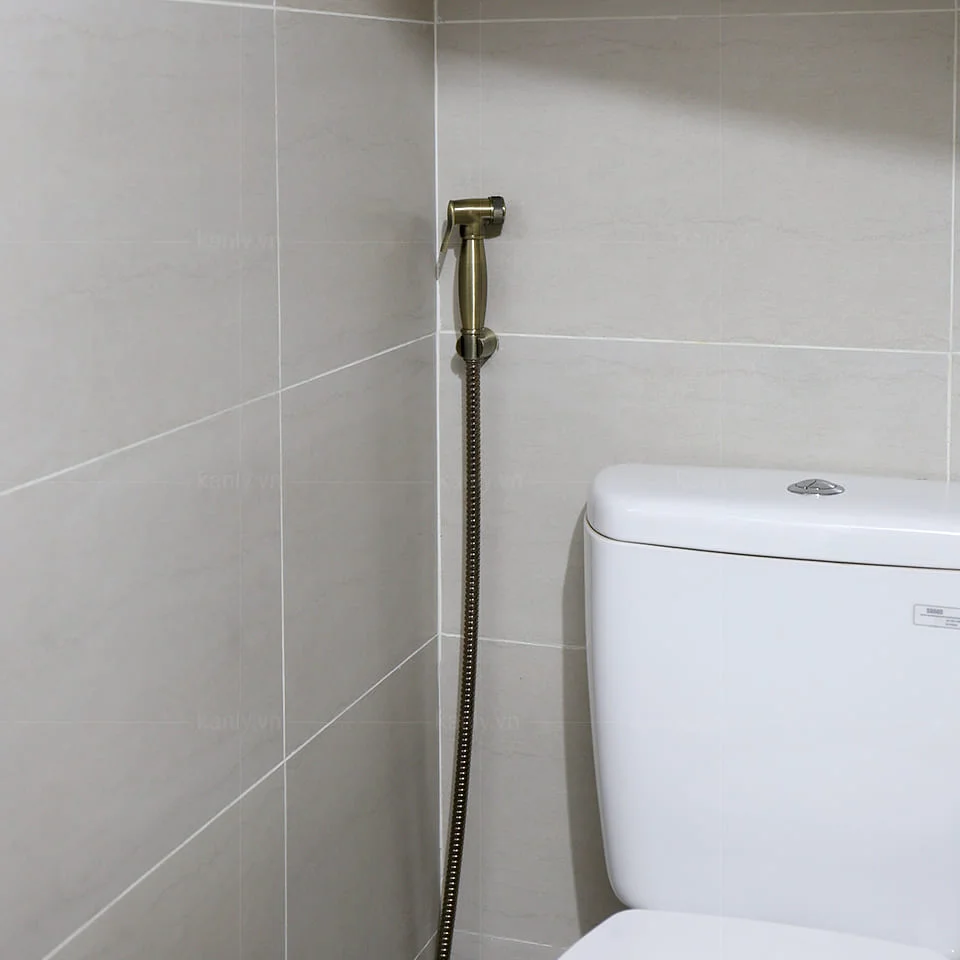 Vỏi xịt vệ sinh bằng đồng haduvico 