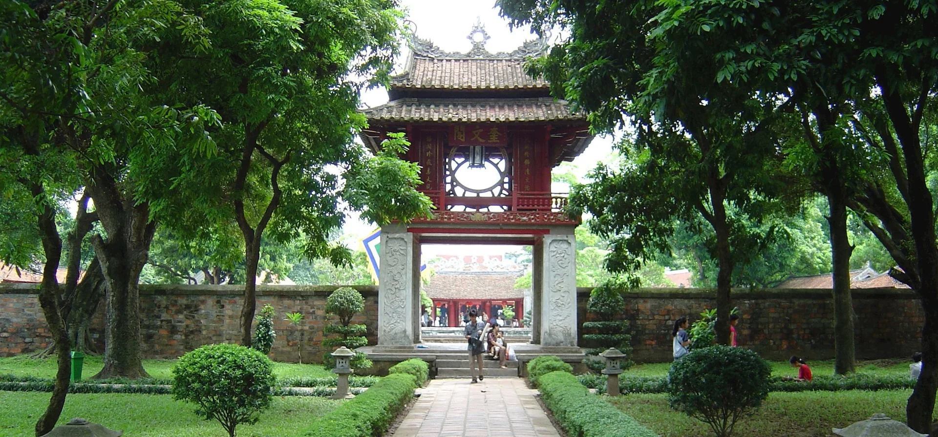 Văn miếu quốc tử giám tại quận đống đa