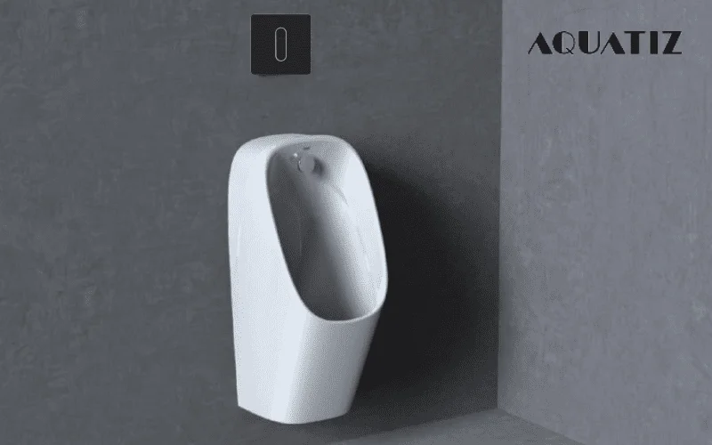 Bồn tiểu dùng cảm ứng âm tường đen Aquatiz D300031