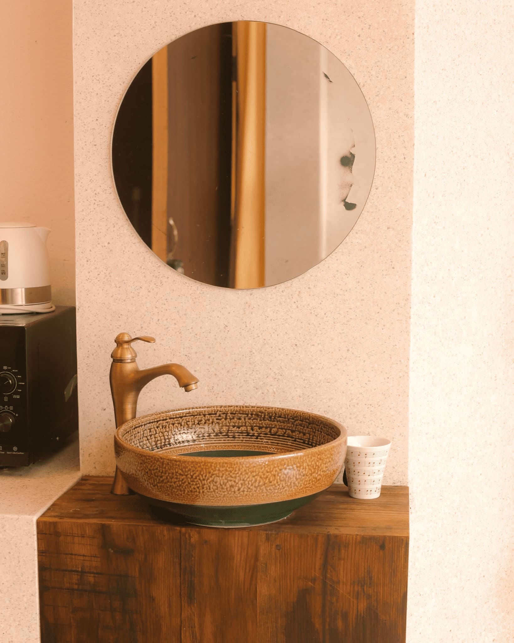 Thiết bị nhà tắm Haduviuco tại nhà phố các khu vực Kiêu Kỵ, Đa Tốn, Dương Xá.