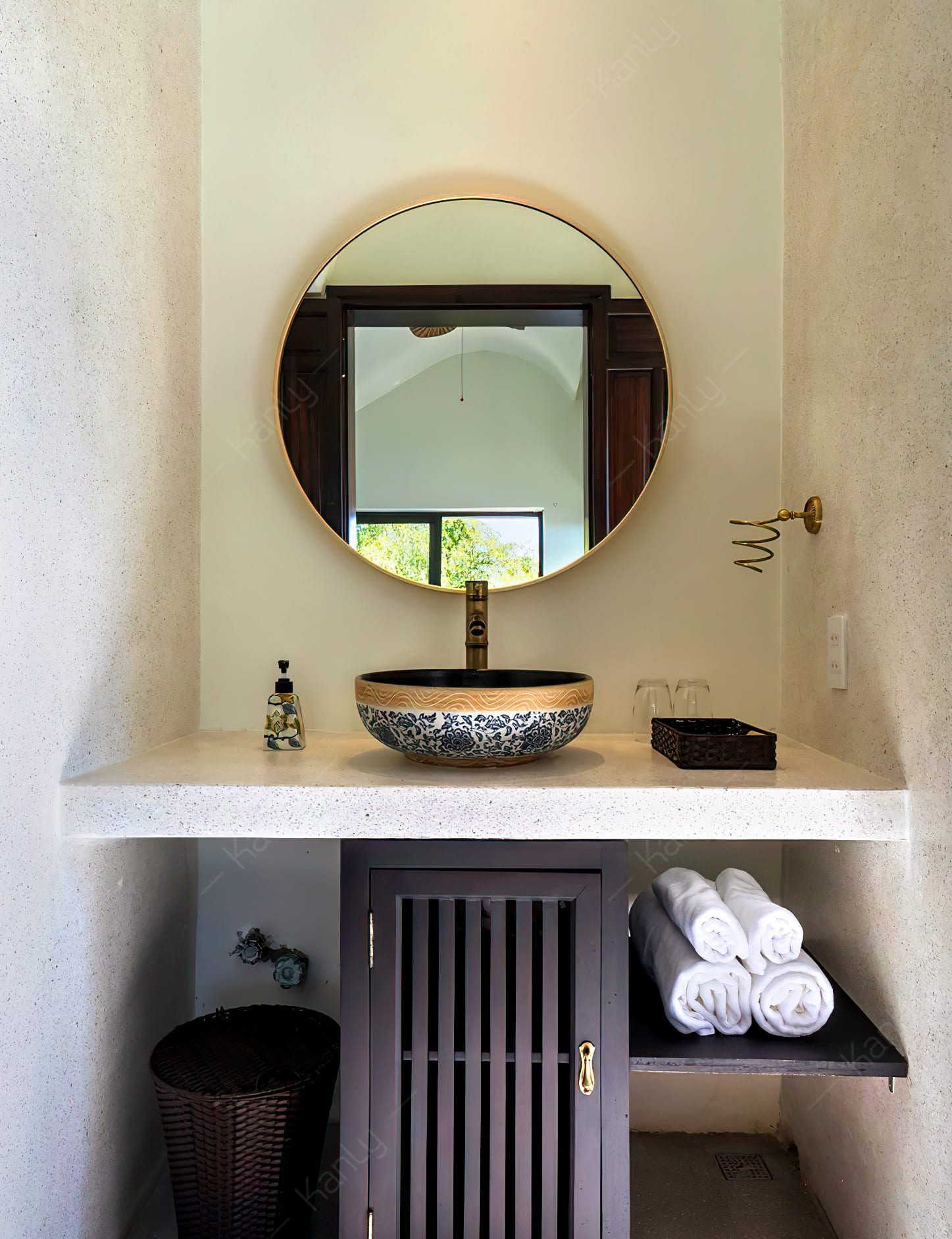 Thiết bị nhà tắm Haduvico tại nhà phô biệt thự tại các khu vực Hòa Lâm, Liên Bạt, Sơn Công