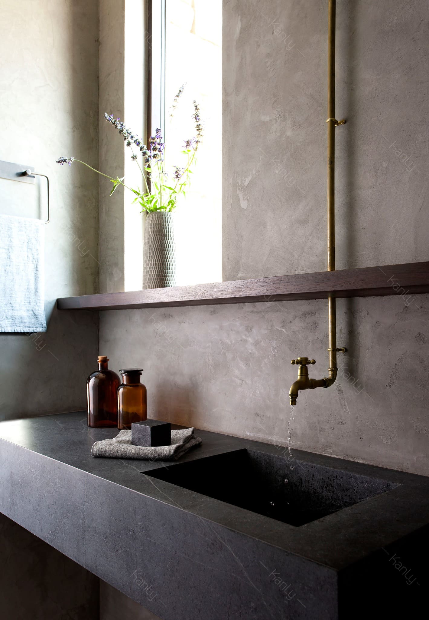 Vòi nước bằng đồng Haduvico tại nhà hàng, quán cà phê ven hồ Suối Hai