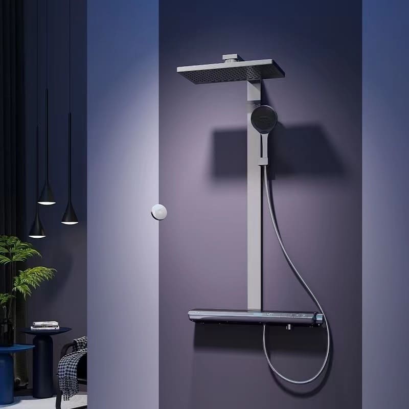 Sen tắm Jomoo tại khách sạn khu vực Tràng Tiền, Lý Thái Tổ, Hàng Bài