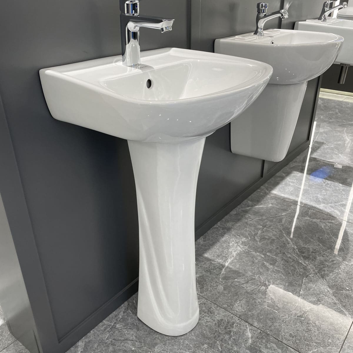 Chậu Lavabo Treo Tường JOMOO 12803-1/11P-I011